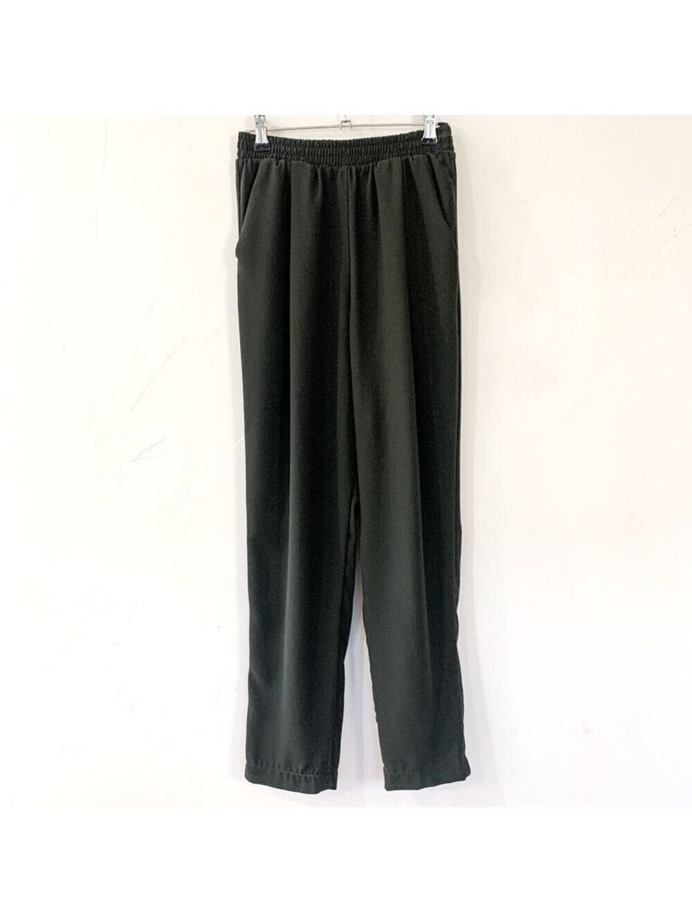 𝅺dk. green F21 elastic waist pants.